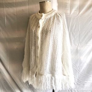 Vintage Handmade White / Cream Knit Cape